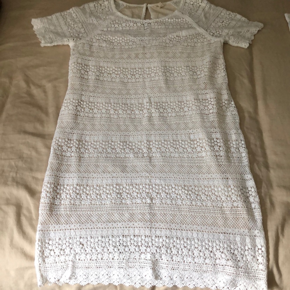 Lace dress